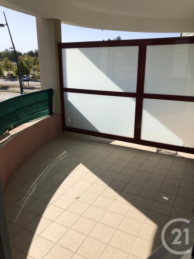 Appartement F3 à louer - 3 pièces - 68.0 m2 - BESANCON - 25 - FRANCHE-COMTE - Century 21 Avenir Immobilier