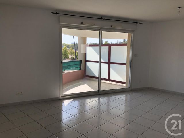 Appartement F3 à louer - 3 pièces - 68.0 m2 - BESANCON - 25 - FRANCHE-COMTE - Century 21 Avenir Immobilier