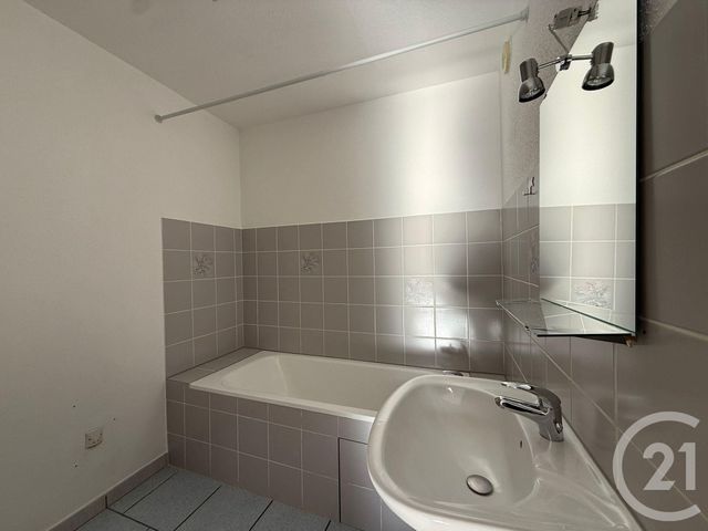 Appartement F3 à vendre - 4 pièces - 71.66 m2 - MAMIROLLE - 25 - FRANCHE-COMTE - Century 21 Avenir Immobilier