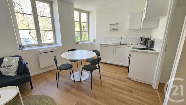 Appartement F2 à louer - 2 pièces - 33.0 m2 - BESANCON - 25 - FRANCHE-COMTE - Century 21 Avenir Immobilier