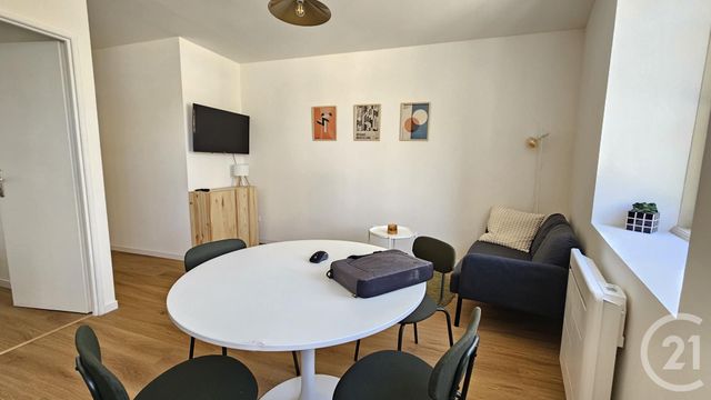 Appartement F2 à louer - 2 pièces - 33.0 m2 - BESANCON - 25 - FRANCHE-COMTE - Century 21 Avenir Immobilier