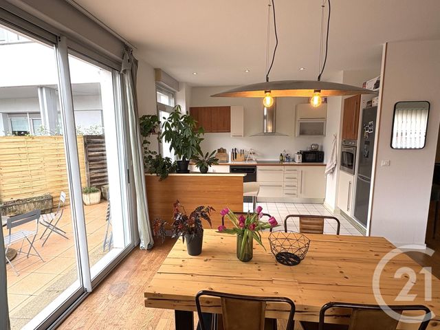 Appartement F5 à vendre - 5 pièces - 111.49 m2 - BESANCON - 25 - FRANCHE-COMTE - Century 21 Avenir Immobilier