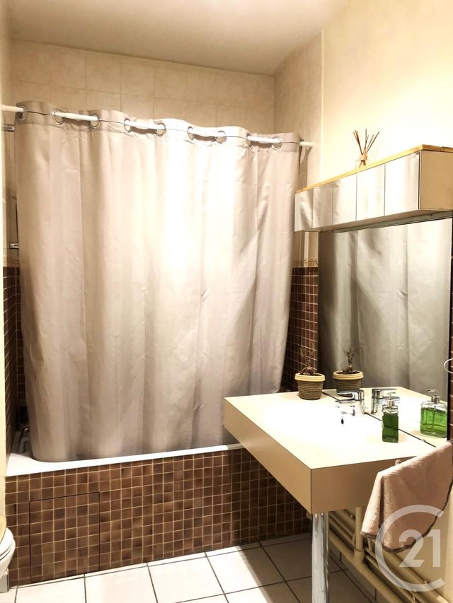 Appartement Studio à louer - 1 pièce - 37.1 m2 - BESANCON - 25 - FRANCHE-COMTE - Century 21 Avenir Immobilier