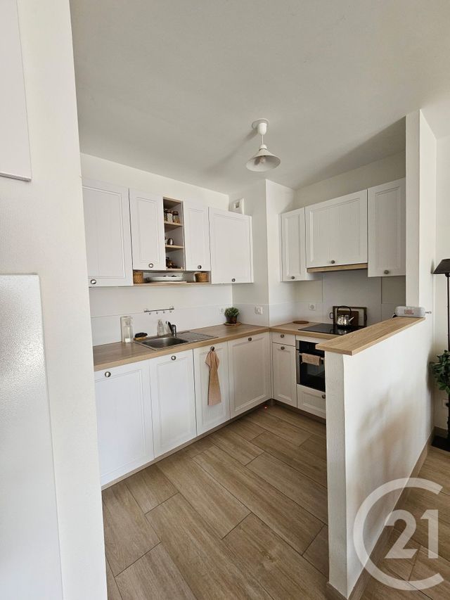 Appartement T2 à vendre - 2 pièces - 53.15 m2 - BESANCON - 25 - FRANCHE-COMTE - Century 21 Avenir Immobilier