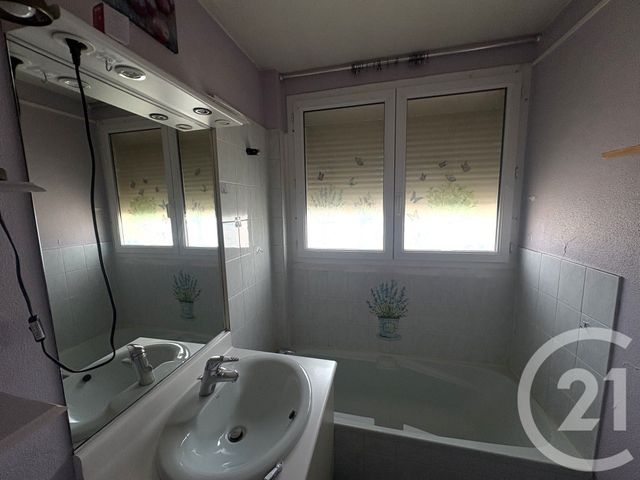 Appartement à vendre - 4 pièces - 70.0 m2 - BESANCON - 25 - FRANCHE-COMTE - Century 21 Avenir Immobilier