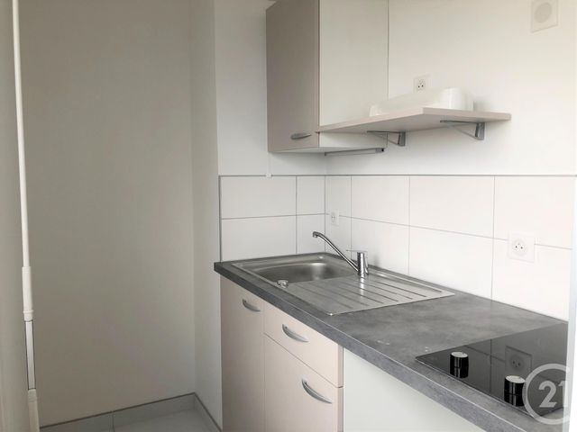 Appartement Studio à louer - 1 pièce - 28.0 m2 - BESANCON - 25 - FRANCHE-COMTE - Century 21 Avenir Immobilier