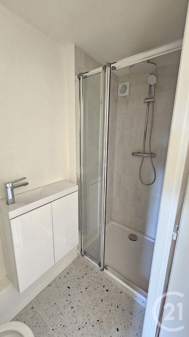 Appartement F1 à louer - 1 pièce - 12.0 m2 - BESANCON - 25 - FRANCHE-COMTE - Century 21 Avenir Immobilier