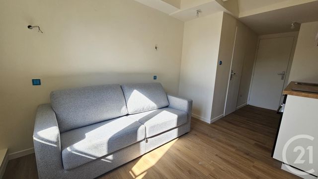 Appartement F1 à louer - 1 pièce - 12.0 m2 - BESANCON - 25 - FRANCHE-COMTE - Century 21 Avenir Immobilier