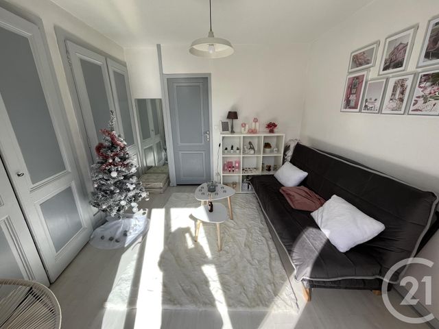 Appartement T2 à louer - 2 pièces - 25.0 m2 - BESANCON - 25 - FRANCHE-COMTE - Century 21 Avenir Immobilier