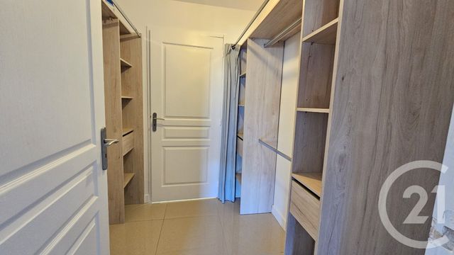 Appartement F2 à louer - 2 pièces - 75.12 m2 - ROCHE LEZ BEAUPRE - 25 - FRANCHE-COMTE - Century 21 Avenir Immobilier