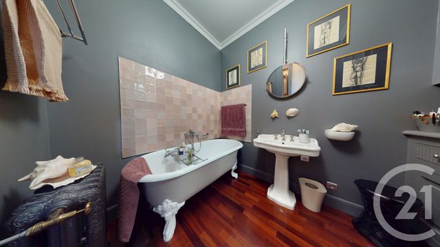 Appartement T4 à vendre - 6 pièces - 105.0 m2 - BESANCON - 25 - FRANCHE-COMTE - Century 21 Avenir Immobilier