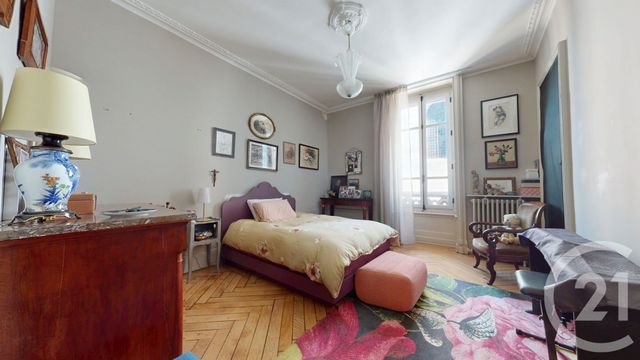 Appartement T4 à vendre - 6 pièces - 105.0 m2 - BESANCON - 25 - FRANCHE-COMTE - Century 21 Avenir Immobilier