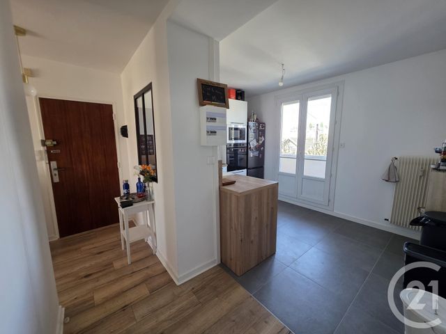 Appartement F3 à vendre - 3 pièces - 57.12 m2 - BESANCON - 25 - FRANCHE-COMTE - Century 21 Avenir Immobilier