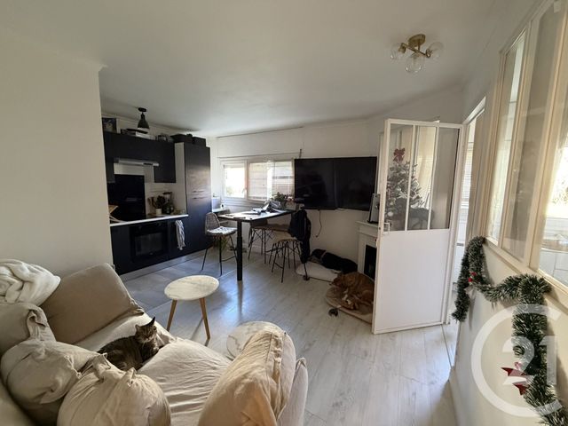 Appartement T2 à vendre - 2 pièces - 46.0 m2 - BESANCON - 25 - FRANCHE-COMTE - Century 21 Avenir Immobilier