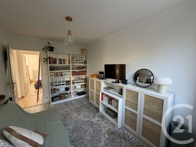 Appartement F3 à vendre - 4 pièces - 66.3 m2 - BESANCON - 25 - FRANCHE-COMTE - Century 21 Avenir Immobilier