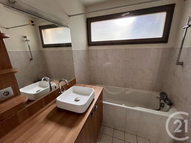 Appartement T3 à vendre - 3 pièces - 70.86 m2 - BESANCON - 25 - FRANCHE-COMTE - Century 21 Avenir Immobilier