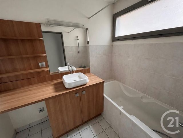 Appartement T3 à vendre - 3 pièces - 70.86 m2 - BESANCON - 25 - FRANCHE-COMTE - Century 21 Avenir Immobilier