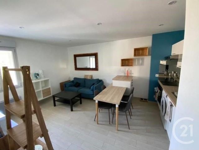 Appartement F2 à louer - 2 pièces - 34.4 m2 - CHEMAUDIN ET VAUX - 25 - FRANCHE-COMTE - Century 21 Avenir Immobilier