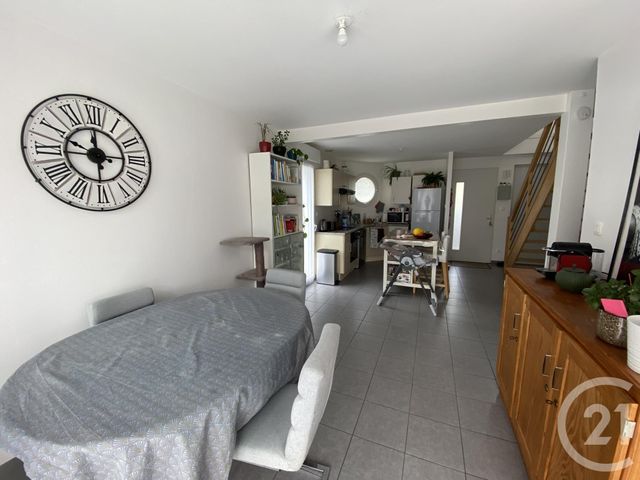 maison à louer - 4 pièces - 93.61 m2 - ECOLE VALENTIN - 25 - FRANCHE-COMTE - Century 21 Avenir Immobilier