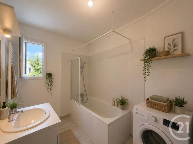 Appartement F3 à vendre - 3 pièces - 69.0 m2 - BESANCON - 25 - FRANCHE-COMTE - Century 21 Avenir Immobilier