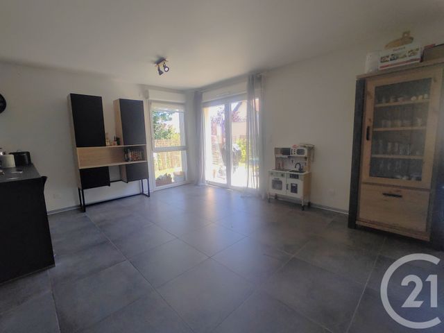 Appartement F3 bis à vendre - 5 pièces - 82.0 m2 - MAMIROLLE - 25 - FRANCHE-COMTE - Century 21 Avenir Immobilier