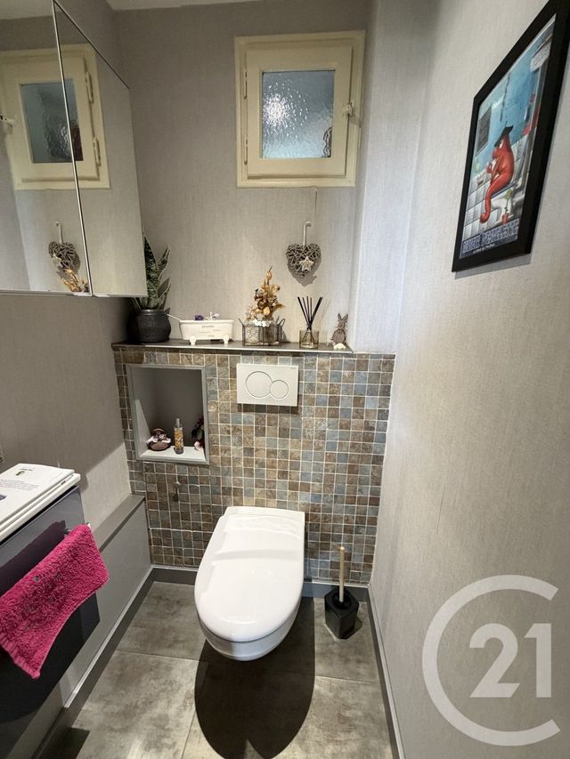 Appartement F4 à vendre - 4 pièces - 69.6 m2 - BESANCON - 25 - FRANCHE-COMTE - Century 21 Avenir Immobilier