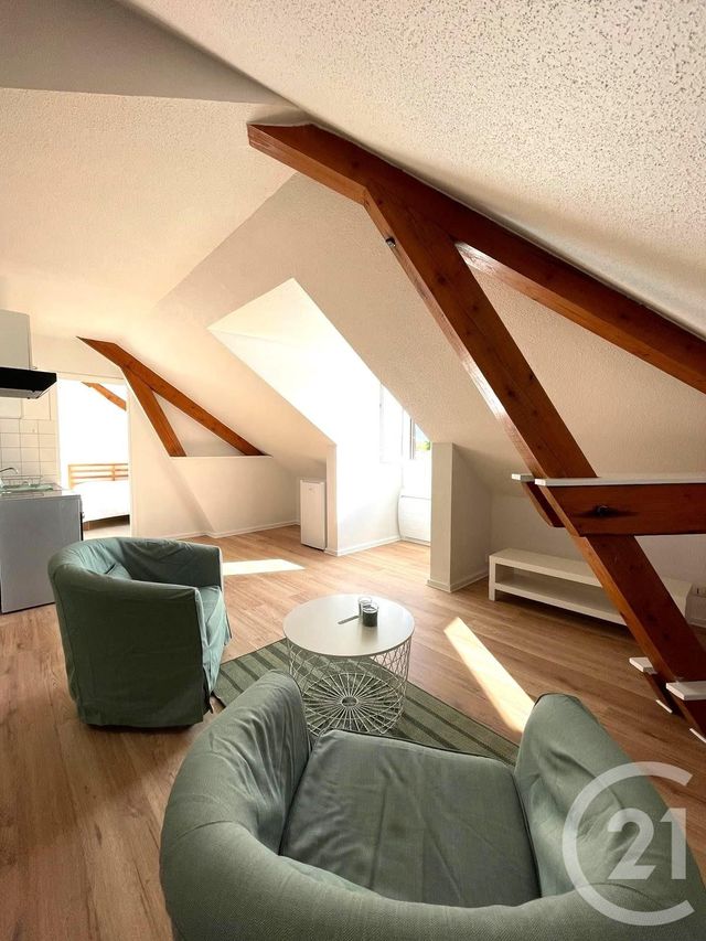 Appartement T2 à louer - 3 pièces - 45.0 m2 - SAONE - 25 - FRANCHE-COMTE - Century 21 Avenir Immobilier