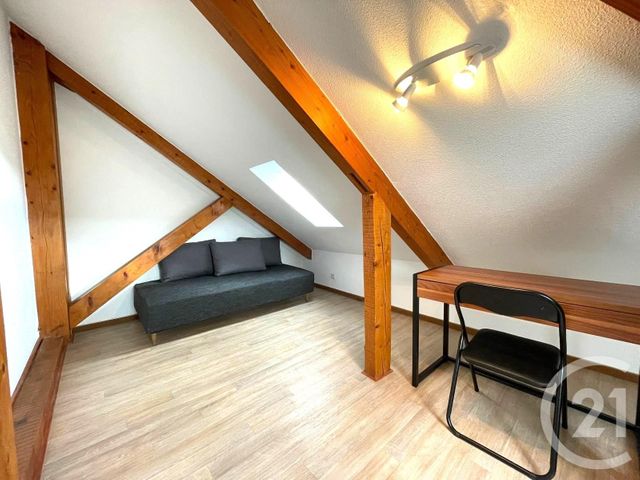 Appartement T2 à louer - 3 pièces - 45.0 m2 - SAONE - 25 - FRANCHE-COMTE - Century 21 Avenir Immobilier