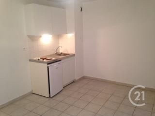 Appartement Studio à louer - 1 pièce - 21.26 m2 - ROCHE LEZ BEAUPRE - 25 - FRANCHE-COMTE - Century 21 Avenir Immobilier