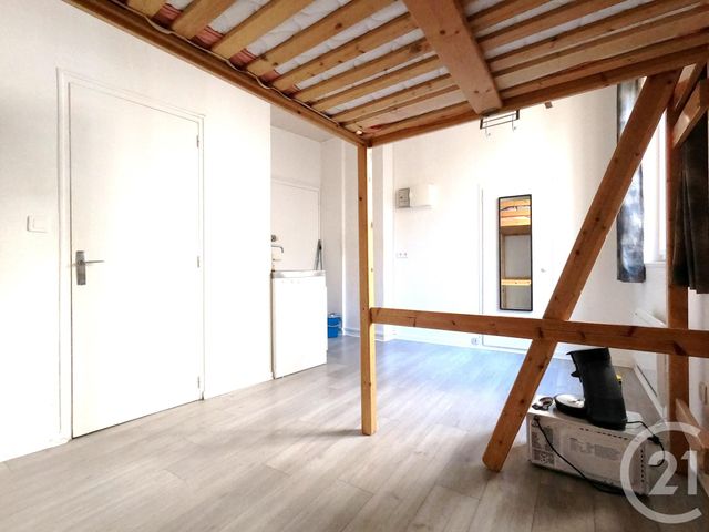 Appartement F1 à louer - 1 pièce - 16.0 m2 - BESANCON - 25 - FRANCHE-COMTE - Century 21 Avenir Immobilier