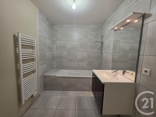 Appartement F3 à vendre - 3 pièces - 74.85 m2 - BESANCON - 25 - FRANCHE-COMTE - Century 21 Avenir Immobilier