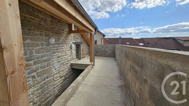 Appartement F5 à louer - 5 pièces - 98.07 m2 - TARCENAY - 25 - FRANCHE-COMTE - Century 21 Avenir Immobilier