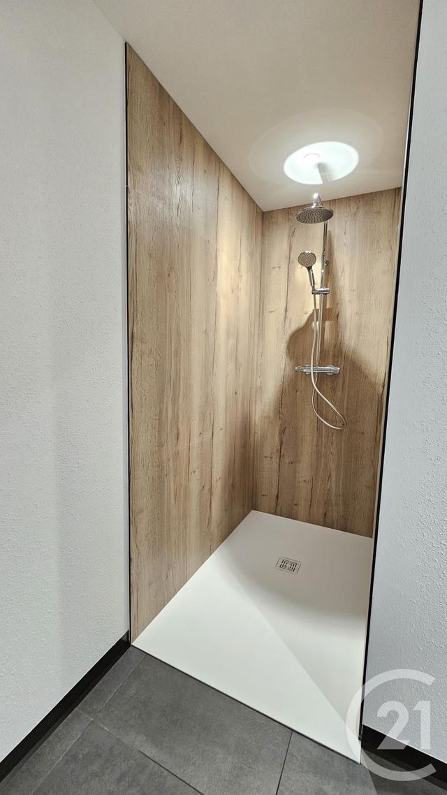 Appartement F5 à louer - 5 pièces - 98.07 m2 - TARCENAY - 25 - FRANCHE-COMTE - Century 21 Avenir Immobilier