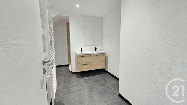 Appartement F5 à louer - 5 pièces - 98.07 m2 - TARCENAY - 25 - FRANCHE-COMTE - Century 21 Avenir Immobilier