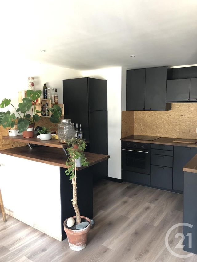 Appartement T3 à louer - 3 pièces - 74.52 m2 - BESANCON - 25 - FRANCHE-COMTE - Century 21 Avenir Immobilier
