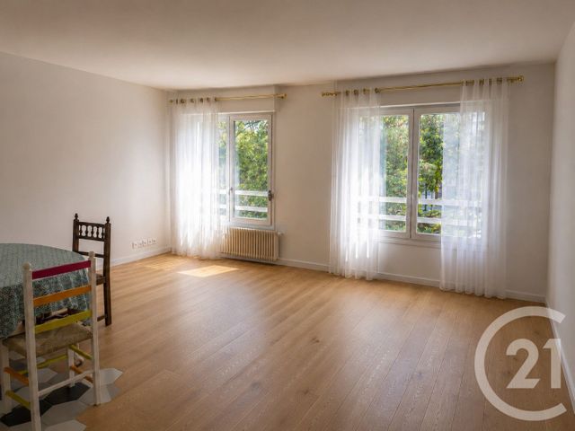 Appartement F3 à vendre - 3 pièces - 64.0 m2 - BESANCON - 25 - FRANCHE-COMTE - Century 21 Avenir Immobilier