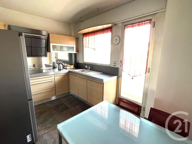 Appartement T4 à louer - 4 pièces - 109.0 m2 - BESANCON - 25 - FRANCHE-COMTE - Century 21 Avenir Immobilier