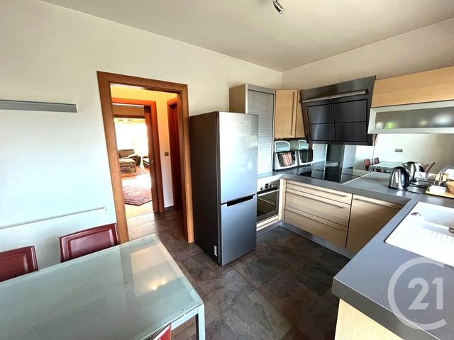Appartement T4 à louer - 4 pièces - 109.0 m2 - BESANCON - 25 - FRANCHE-COMTE - Century 21 Avenir Immobilier
