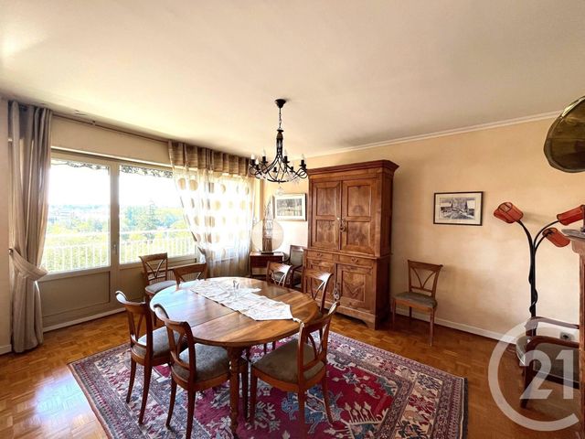 Appartement T4 à louer - 4 pièces - 109.0 m2 - BESANCON - 25 - FRANCHE-COMTE - Century 21 Avenir Immobilier