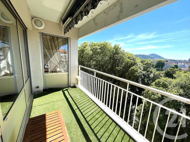 Appartement T4 à louer - 4 pièces - 109.0 m2 - BESANCON - 25 - FRANCHE-COMTE - Century 21 Avenir Immobilier