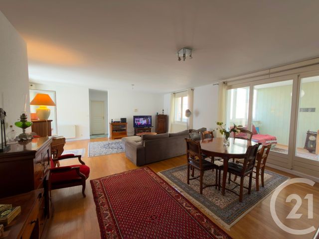 Appartement F3 bis à vendre - 4 pièces - 103.85 m2 - BESANCON - 25 - FRANCHE-COMTE - Century 21 Avenir Immobilier