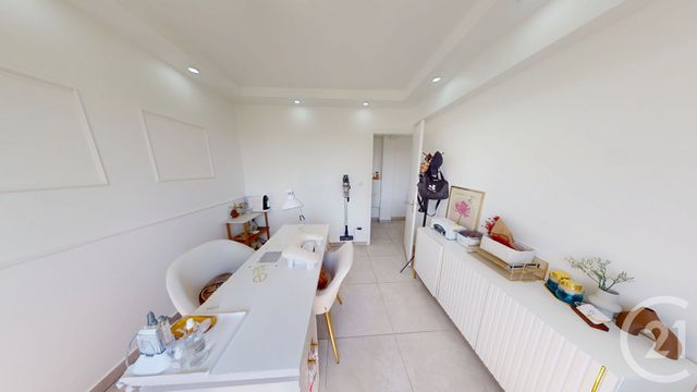 Appartement F4 à vendre - 4 pièces - 65.0 m2 - BESANCON - 25 - FRANCHE-COMTE - Century 21 Avenir Immobilier