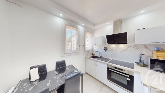 Appartement F4 à vendre - 4 pièces - 65.0 m2 - BESANCON - 25 - FRANCHE-COMTE - Century 21 Avenir Immobilier