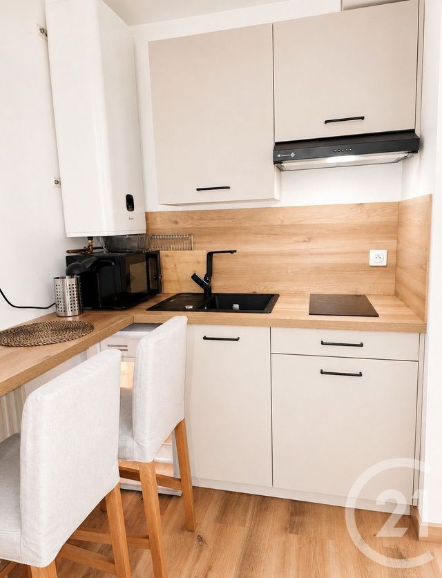 Appartement F1 à louer - 1 pièce - 22.0 m2 - BESANCON - 25 - FRANCHE-COMTE - Century 21 Avenir Immobilier