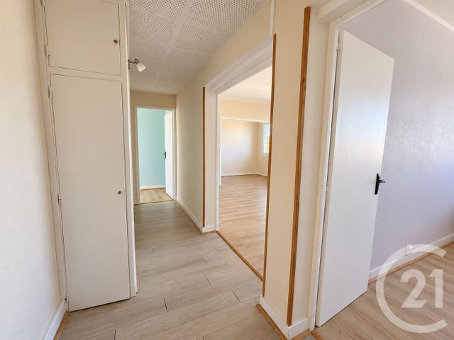 Appartement T3 à vendre - 4 pièces - 65.0 m2 - BESANCON - 25 - FRANCHE-COMTE - Century 21 Avenir Immobilier