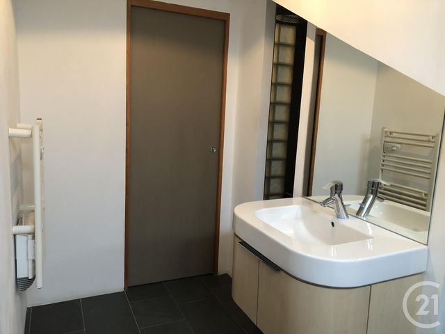 Appartement T4 à louer - 4 pièces - 66.44 m2 - BESANCON - 25 - FRANCHE-COMTE - Century 21 Avenir Immobilier