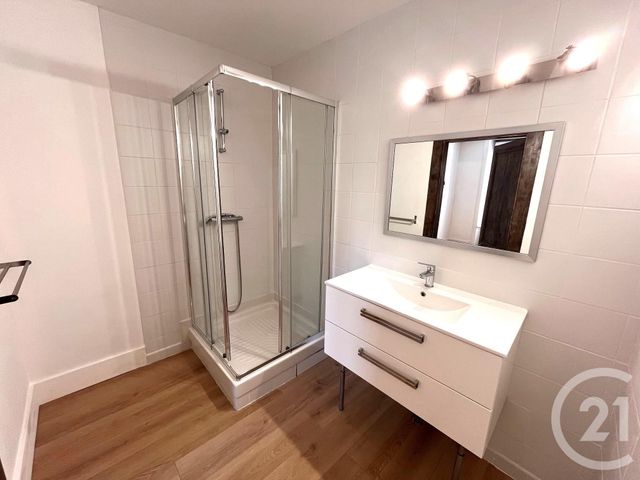 Appartement T3 à louer - 3 pièces - 60.0 m2 - BESANCON - 25 - FRANCHE-COMTE - Century 21 Avenir Immobilier