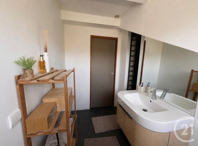 Appartement T3 à vendre - 3 pièces - 66.44 m2 - BESANCON - 25 - FRANCHE-COMTE - Century 21 Avenir Immobilier