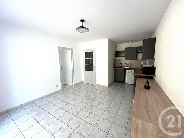 Appartement T2 à louer - 2 pièces - 35.35 m2 - BESANCON - 25 - FRANCHE-COMTE - Century 21 Avenir Immobilier