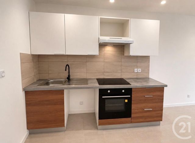 Appartement T3 à louer - 3 pièces - 73.0 m2 - ECOLE VALENTIN - 25 - FRANCHE-COMTE - Century 21 Avenir Immobilier